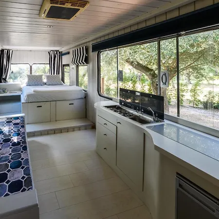 Nomaddicts * 拉穆埃拉