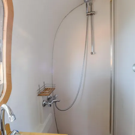 Nomaddicts 拉穆埃拉