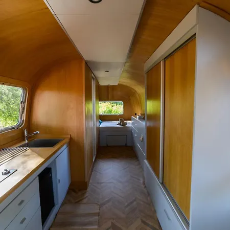 Nomaddicts 假日公园 *