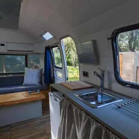 假日公园 Nomaddicts *