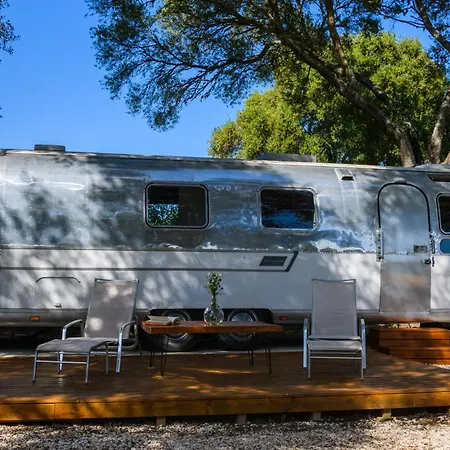 Nomaddicts 假日公园 拉穆埃拉